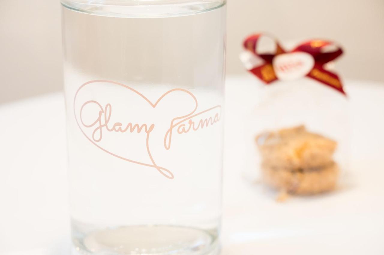 Glam Parma Hotel ภายนอก รูปภาพ